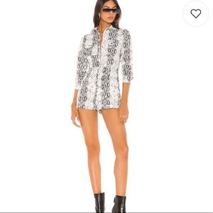 Amanda Zip Up Romper in White Snake